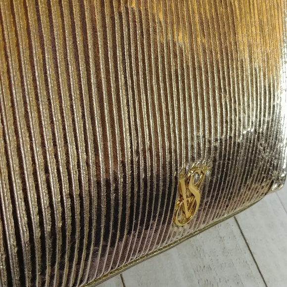 NWT Victoria's Secret Gold Pleated Makeup Bag - Picture 7 of 9